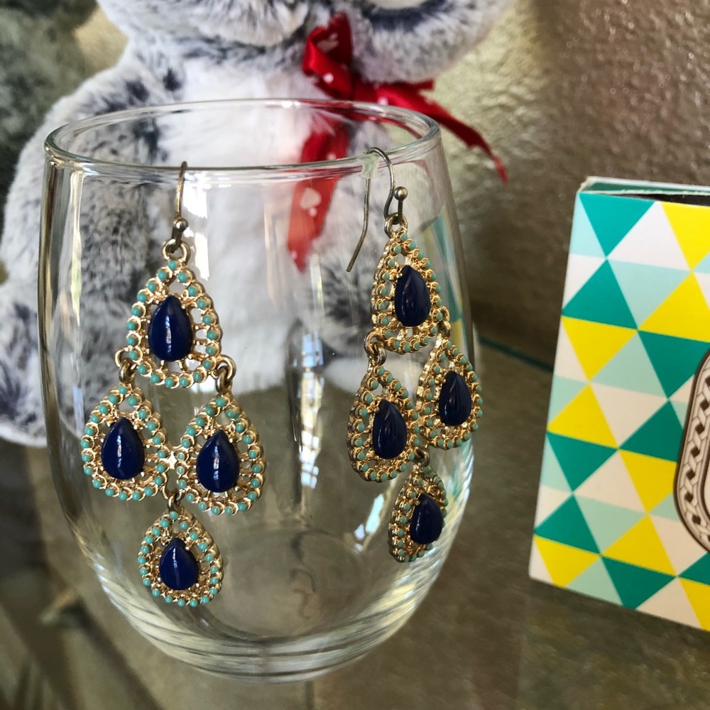 Stella snd Dot Seychelle Chandelier Earrings